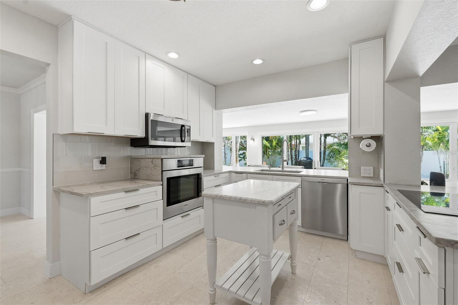 508 HILLCREST AVE, TARPON SPRINGS, FL, 34689