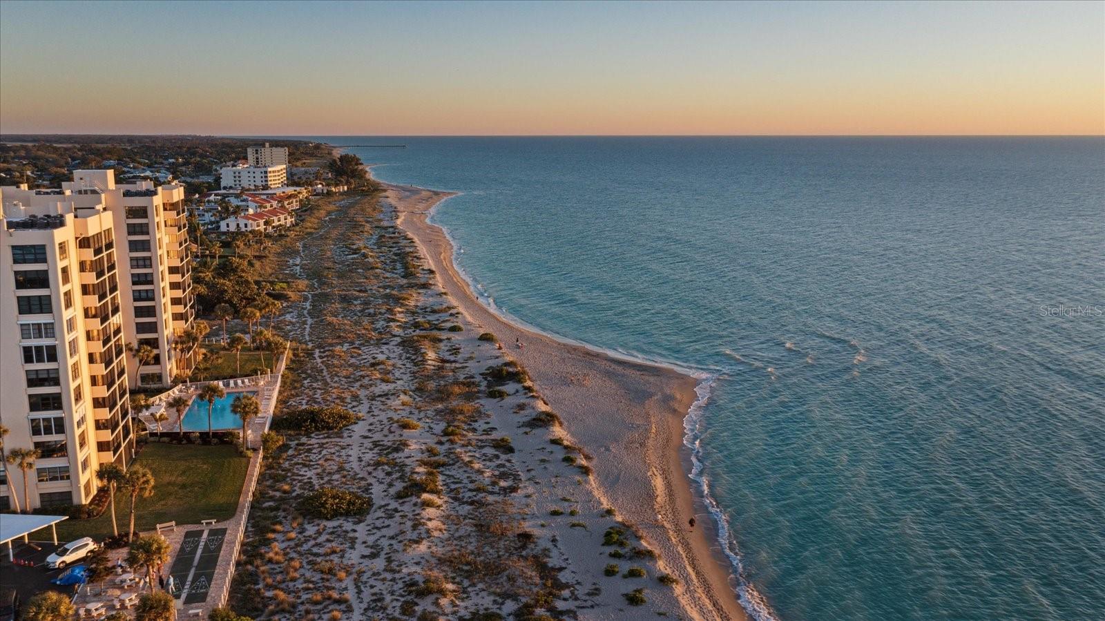 600 MOURNING DOVE DR, SARASOTA, FL, 34236