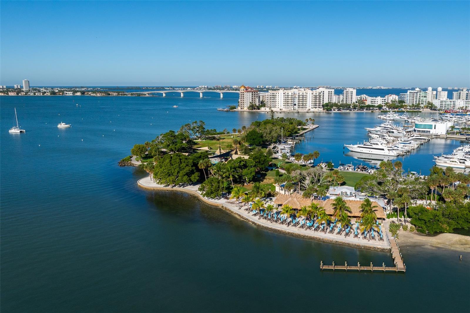 600 MOURNING DOVE DR, SARASOTA, FL, 34236