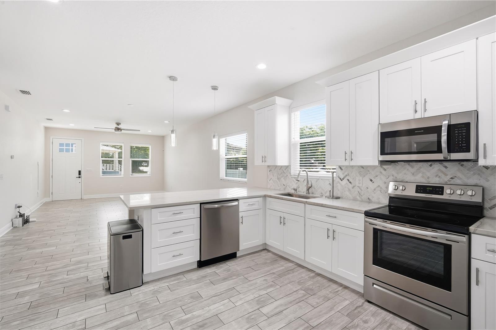 2904 BANZA ST, TAMPA, FL, 33605