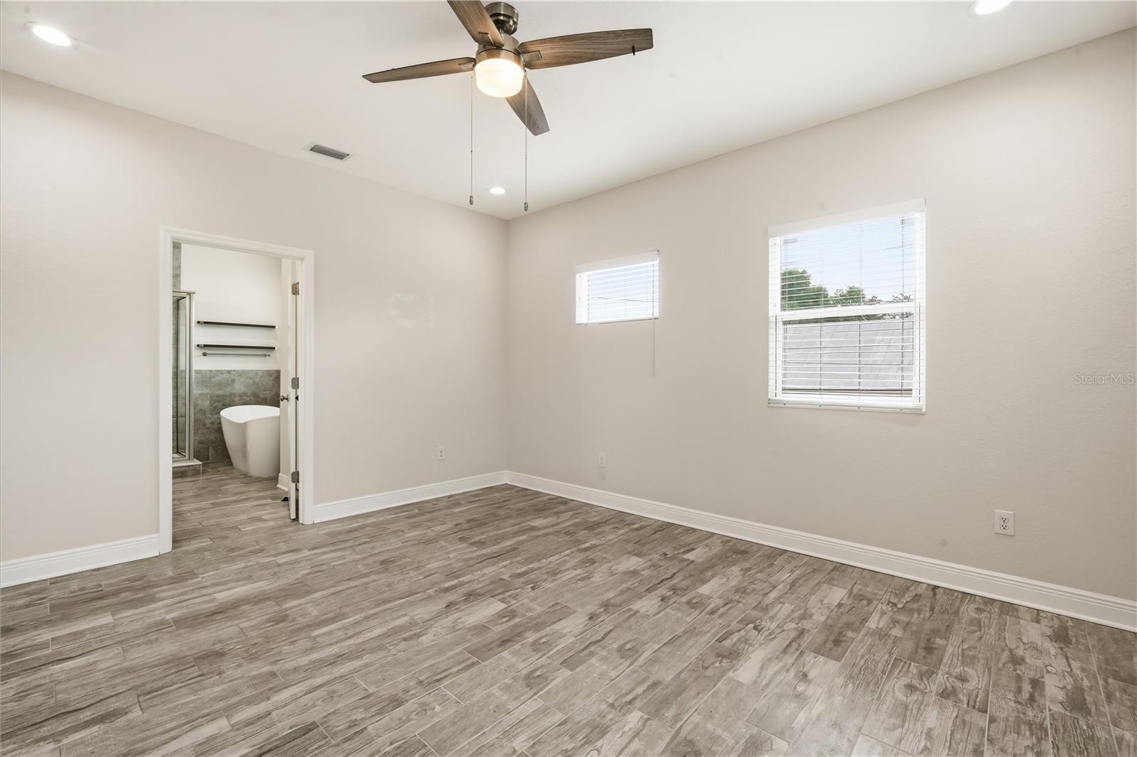 2904 BANZA ST, TAMPA, FL, 33605