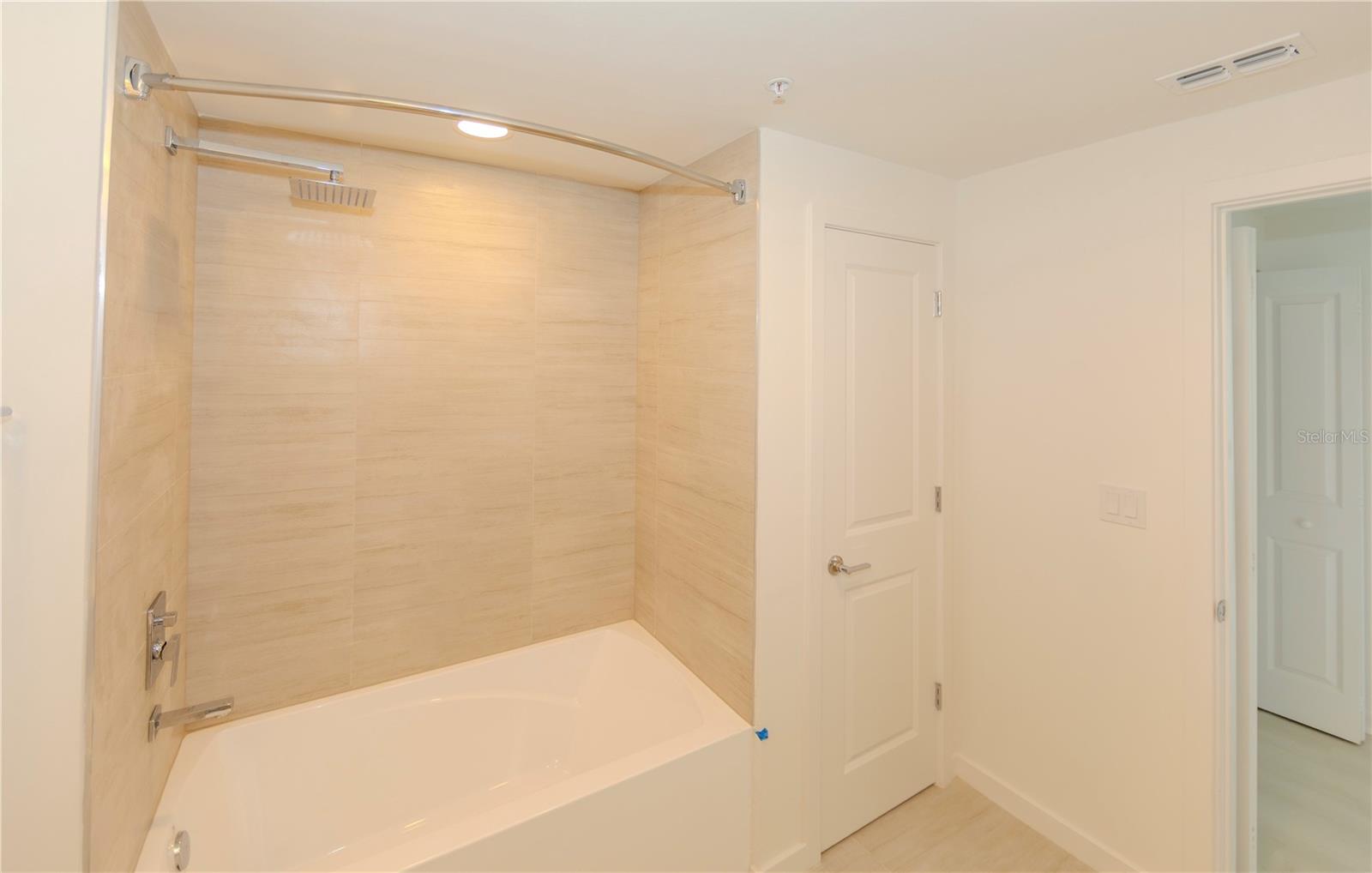 5579 MILLENIA PARK BLVD #209, ORLANDO, FL, 32839