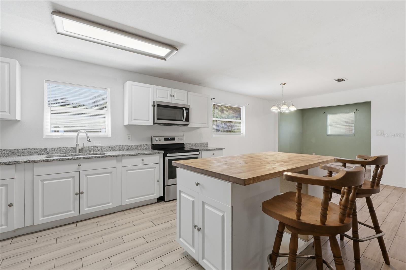 2209 NE 15TH TER, GAINESVILLE, FL, 32609