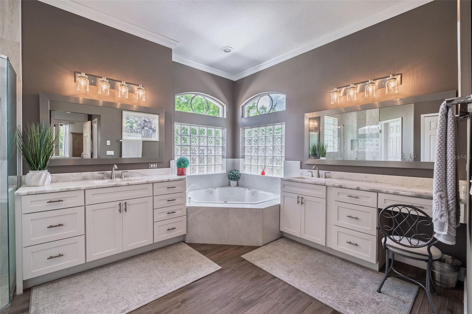 9405 WICKHAM WAY, ORLANDO, FL, 32836