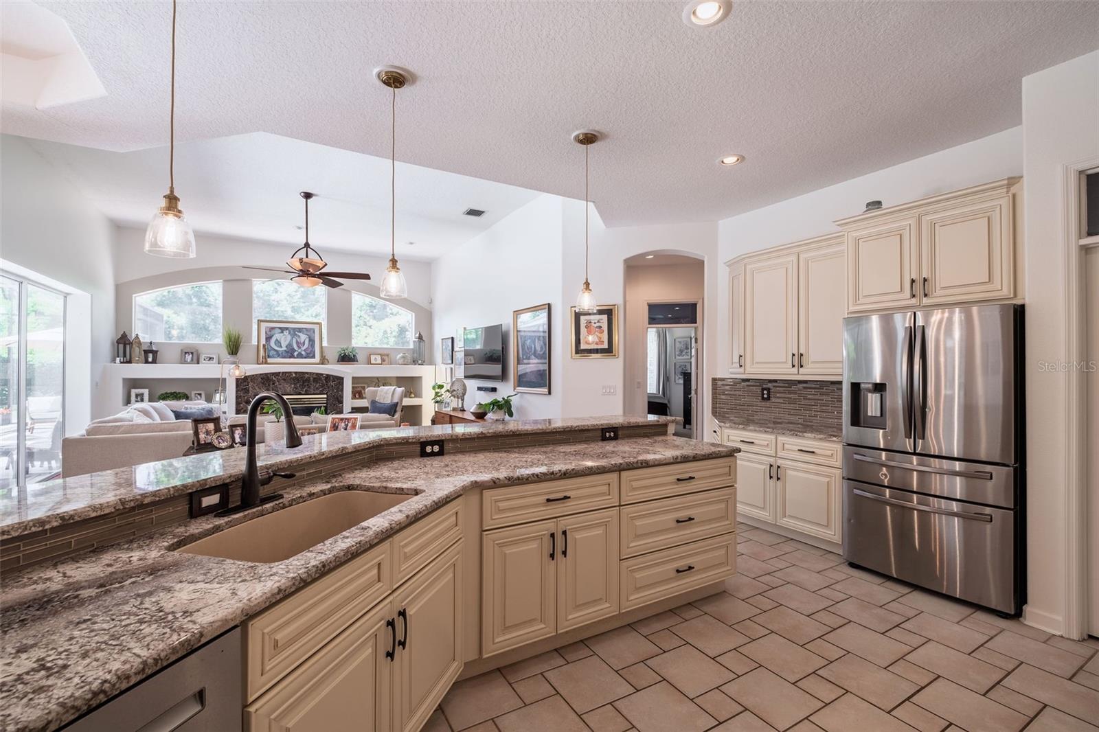 9405 WICKHAM WAY, ORLANDO, FL, 32836