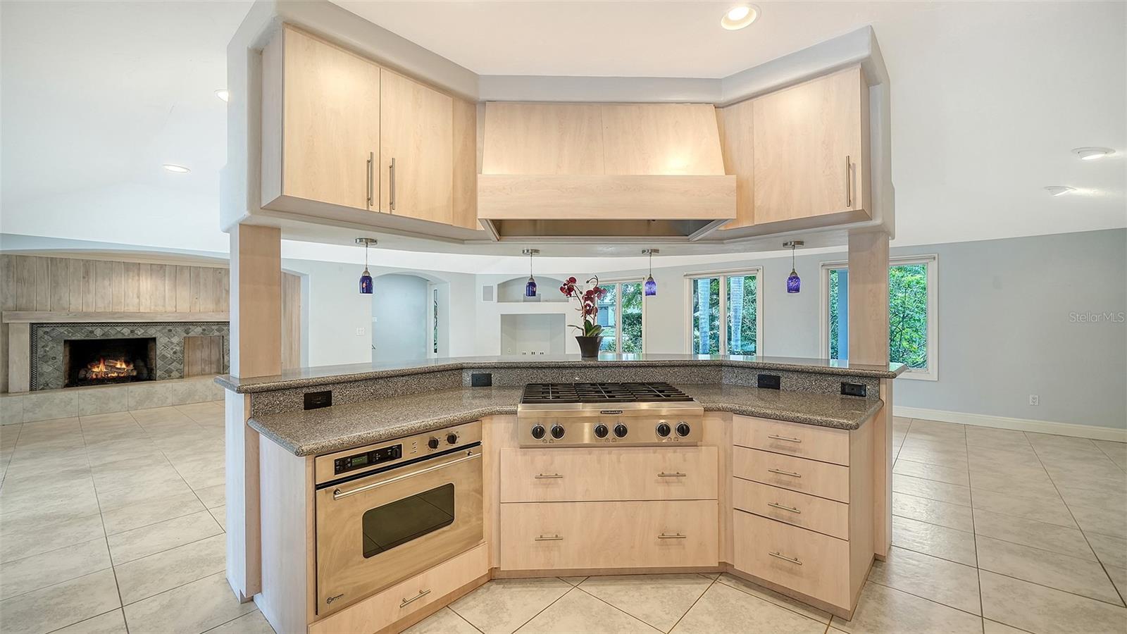 3424 TANGLEWOOD DR, SARASOTA, FL, 34239