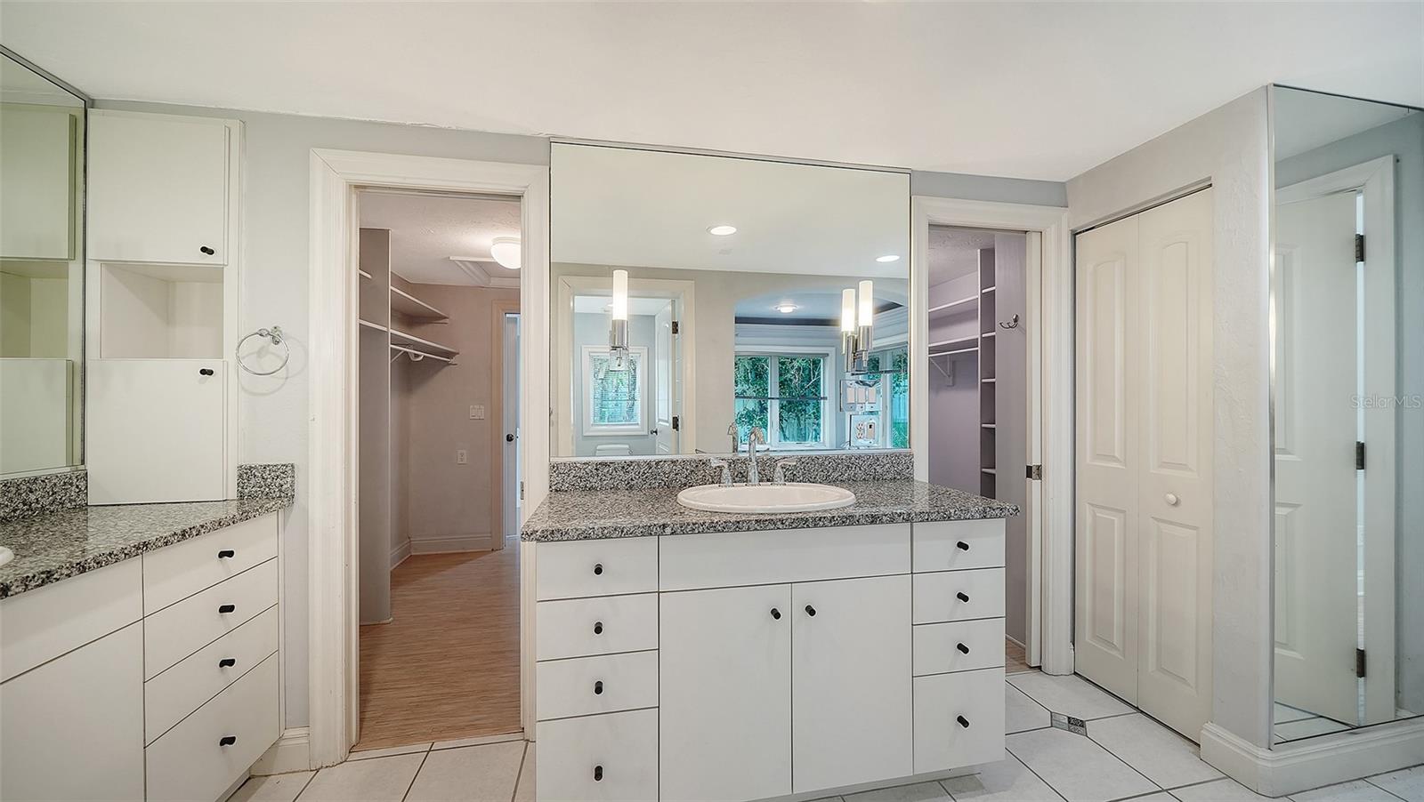 3424 TANGLEWOOD DR, SARASOTA, FL, 34239