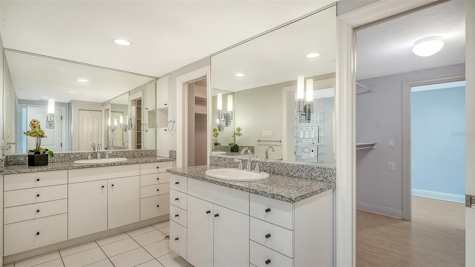 3424 TANGLEWOOD DR, SARASOTA, FL, 34239