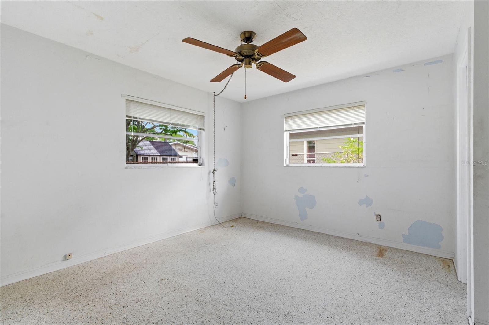 6617 27TH WAY N, ST PETERSBURG, FL, 33702