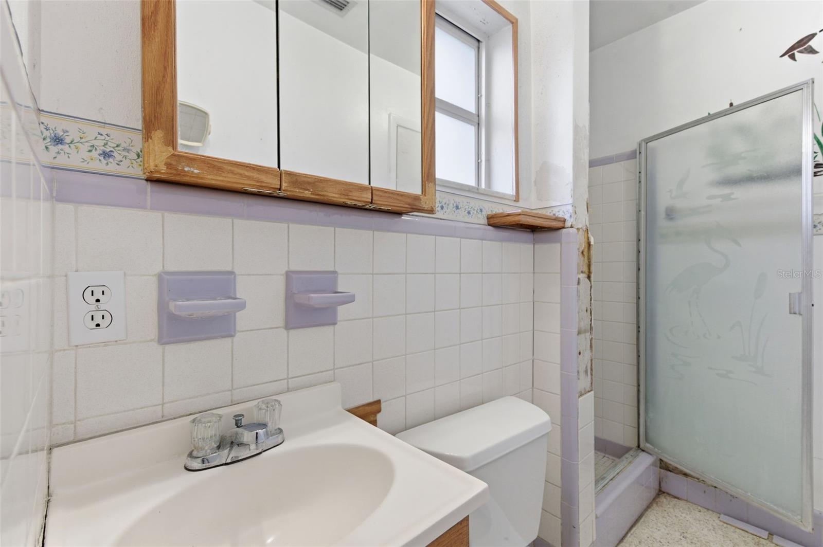6617 27TH WAY N, ST PETERSBURG, FL, 33702