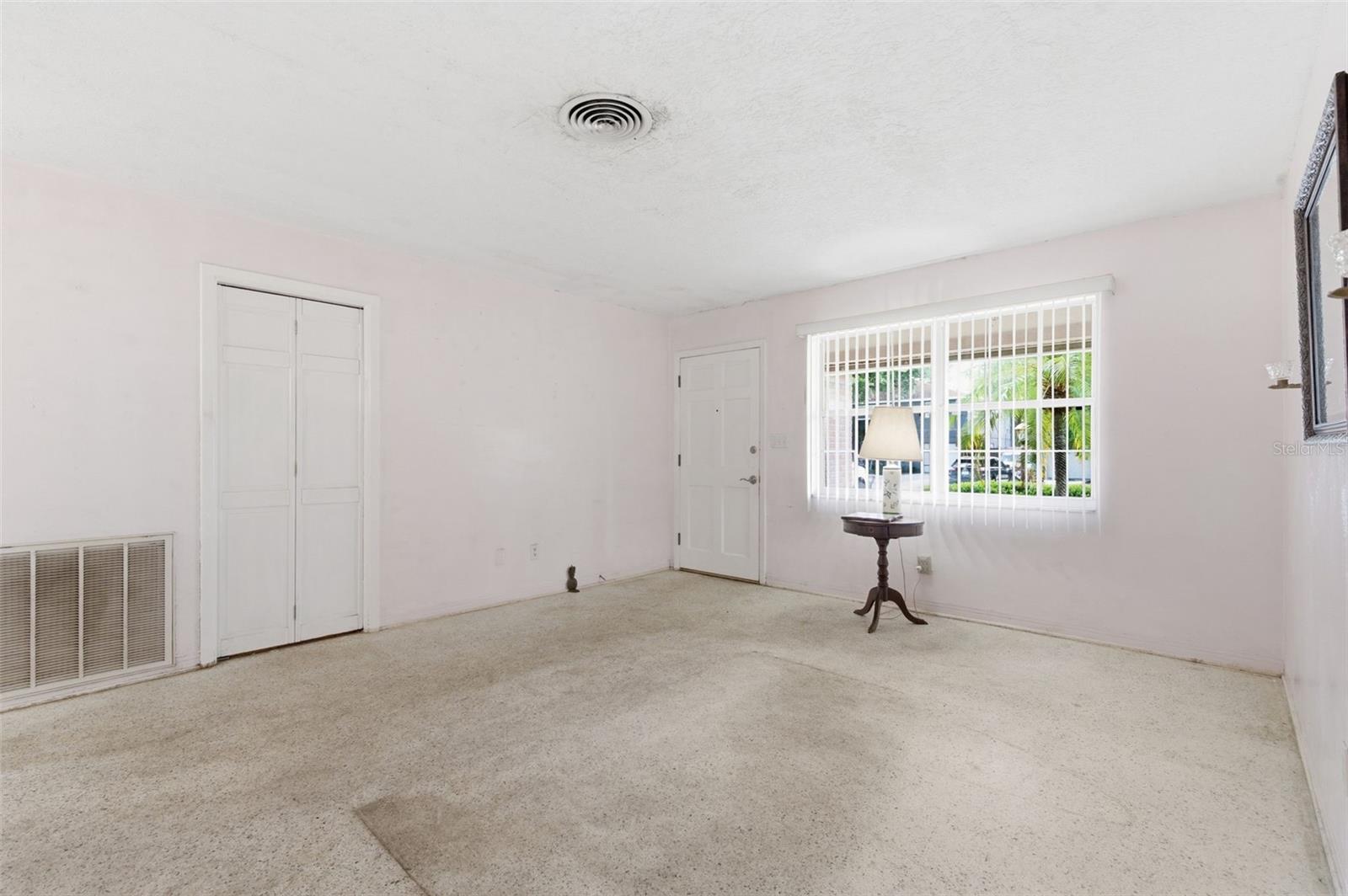 6617 27TH WAY N, ST PETERSBURG, FL, 33702