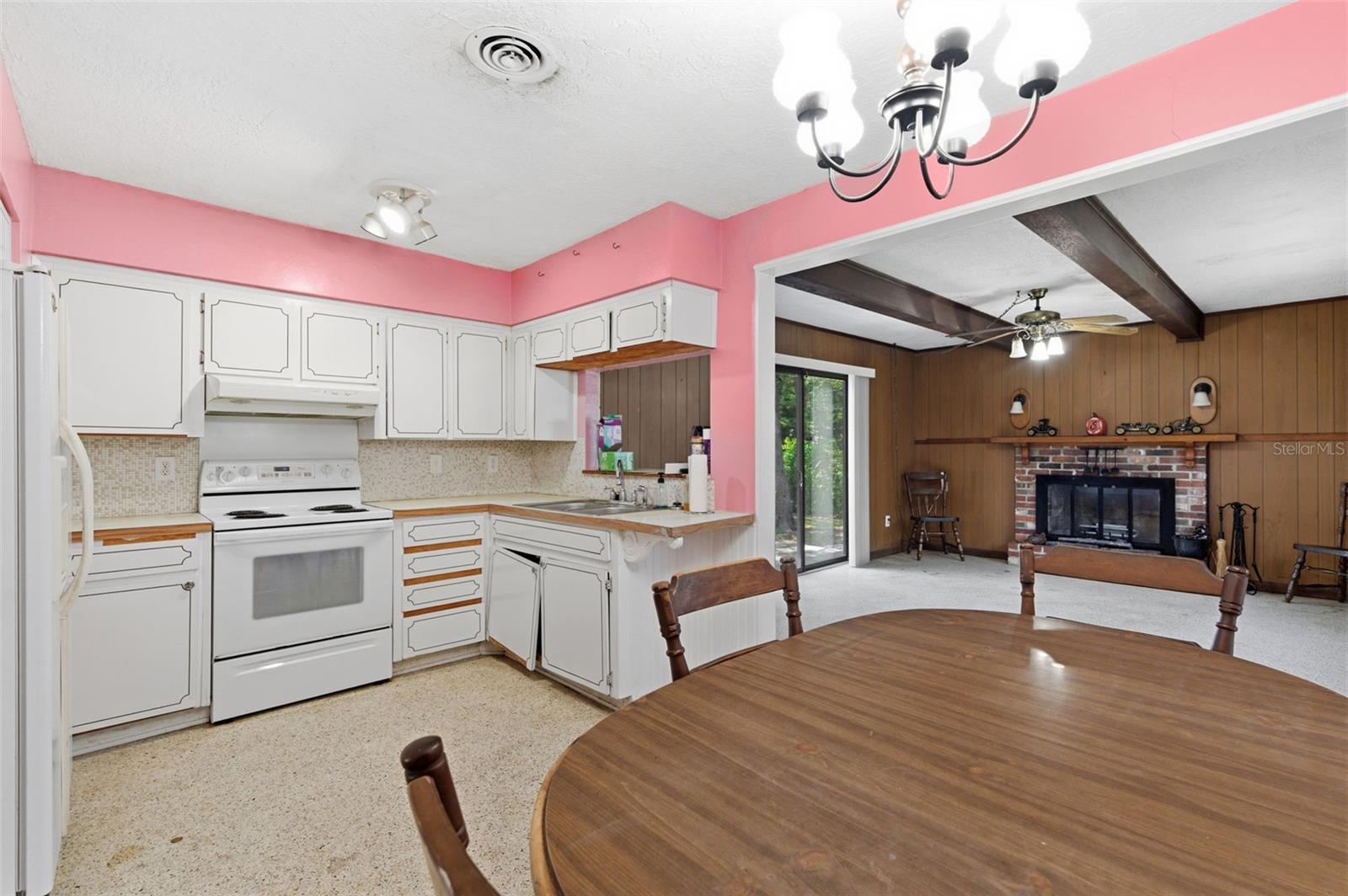 6617 27TH WAY N, ST PETERSBURG, FL, 33702