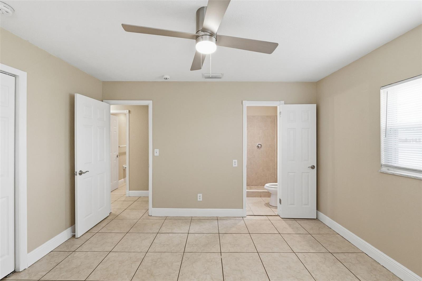 4612 SNOOK DR, TAMPA, FL, 33617