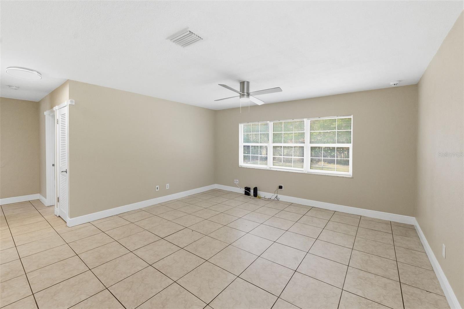 4612 SNOOK DR, TAMPA, FL, 33617