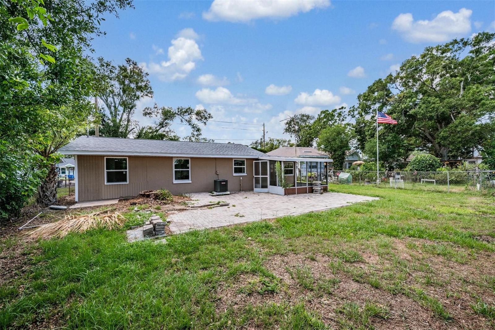 636 STREMMA RD, LARGO, FL, 33770