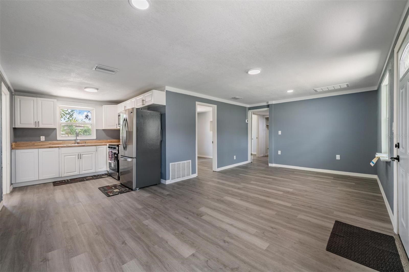 636 STREMMA RD, LARGO, FL, 33770