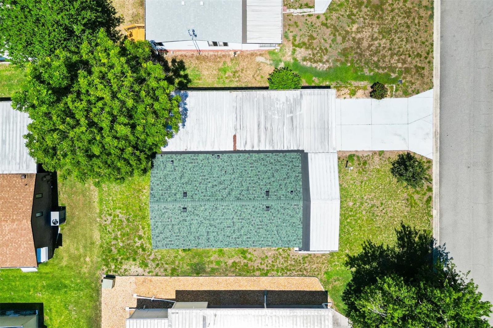 1616 BAYHILL DR, LADY LAKE, FL, 32159