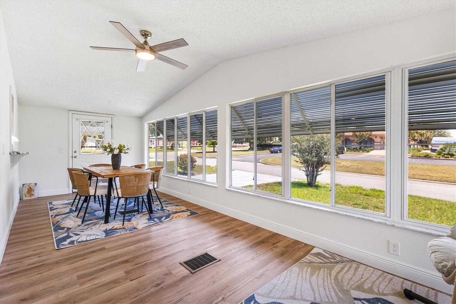 1616 BAYHILL DR, LADY LAKE, FL, 32159