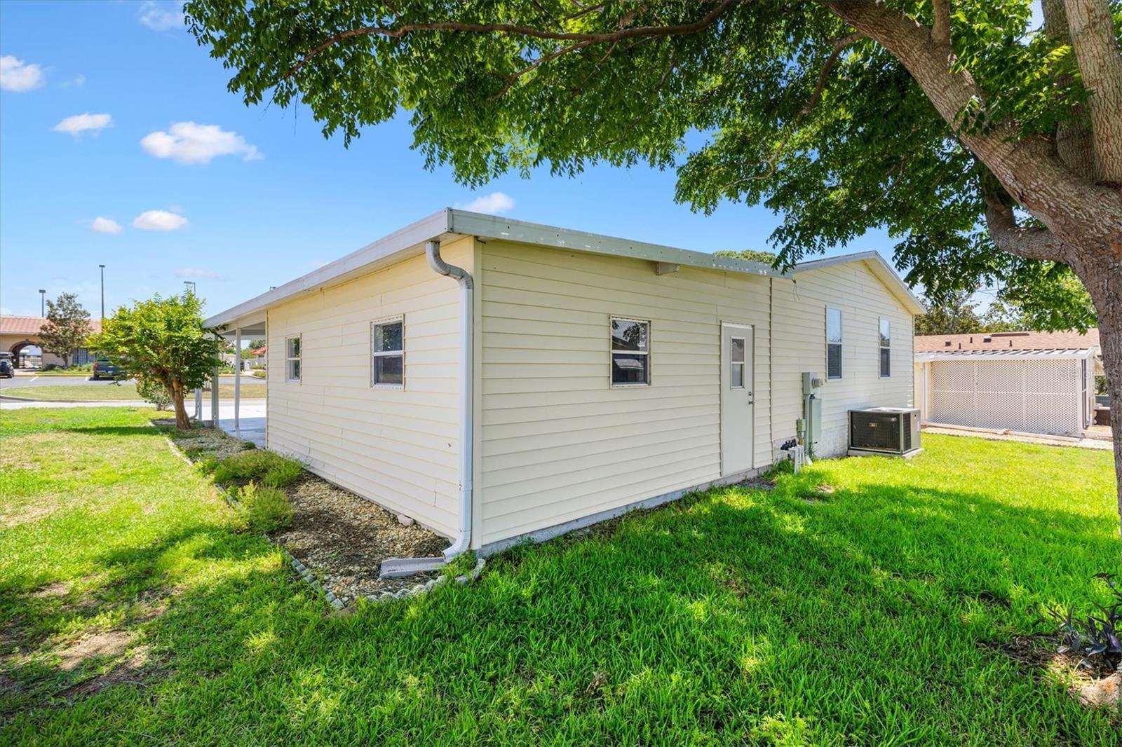 1616 BAYHILL DR, LADY LAKE, FL, 32159