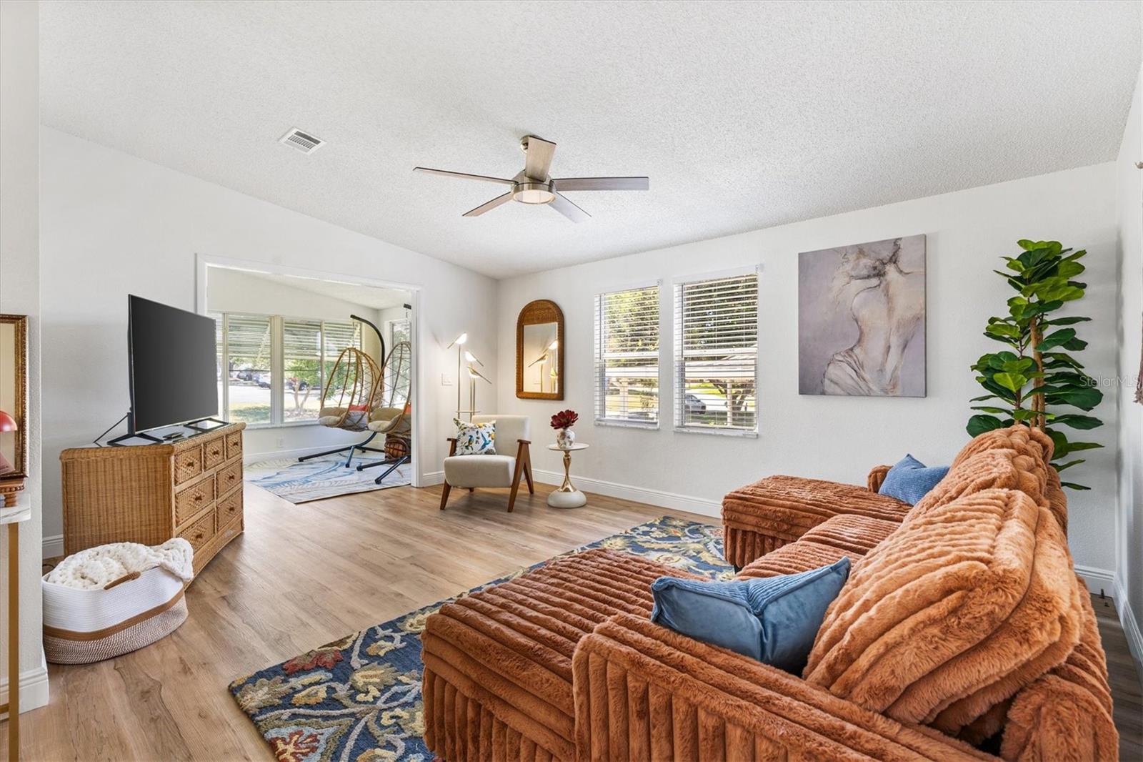 1616 BAYHILL DR, LADY LAKE, FL, 32159