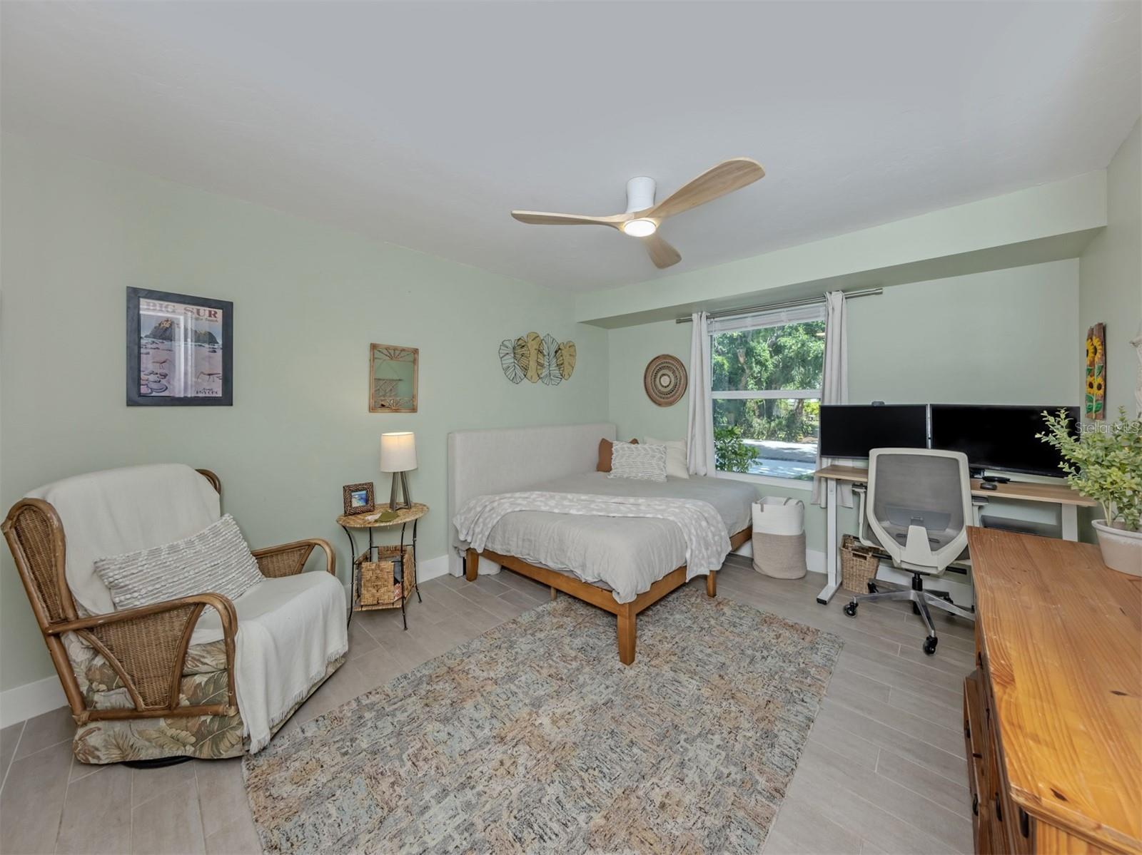 381 FALKLAND RD, VENICE, FL, 34293