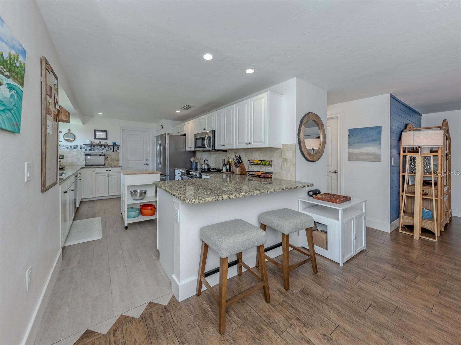 381 FALKLAND RD, VENICE, FL, 34293