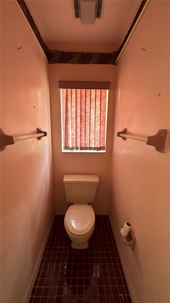 2898 HAMMOCK DR, PLANT CITY, FL, 33566