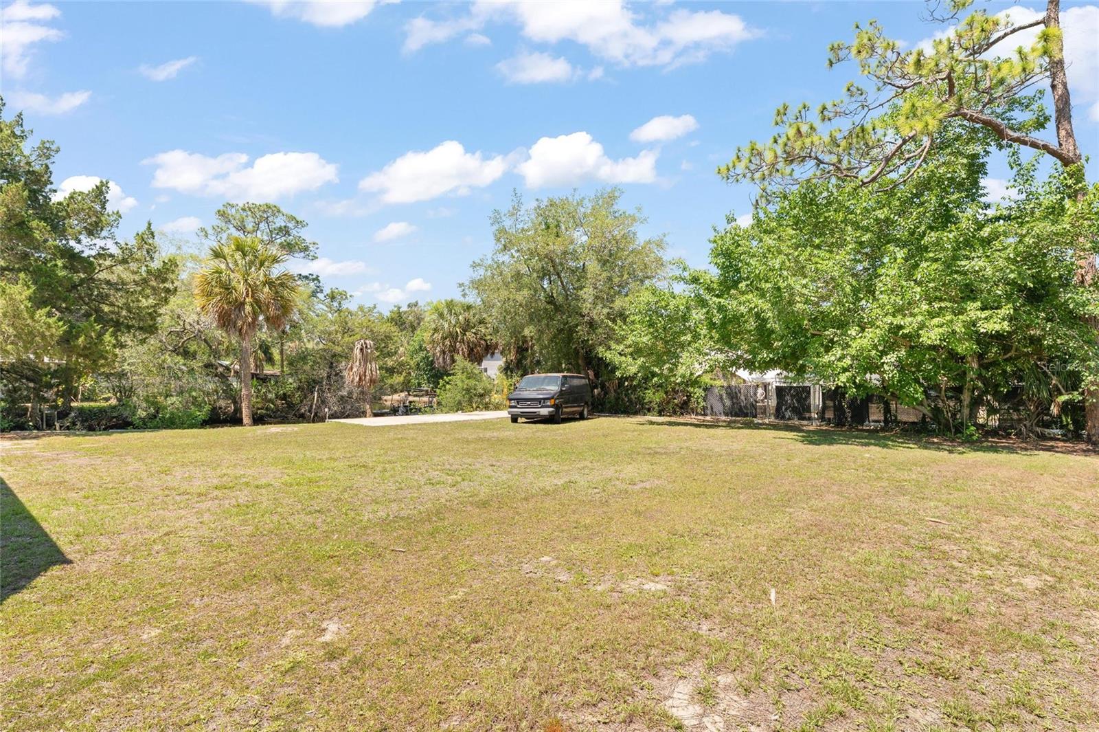 6018 & 6024 CORTEZ BLVD, WEEKI WACHEE, FL, 34607