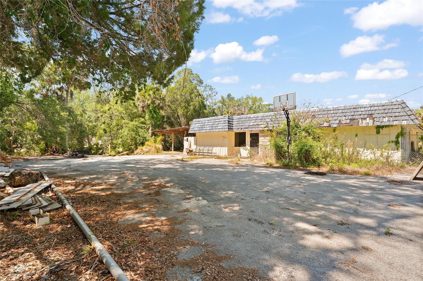6018 & 6024 CORTEZ BLVD, WEEKI WACHEE, FL, 34607