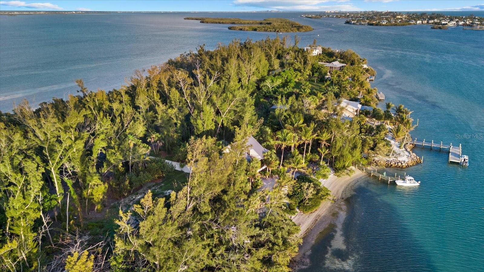 7143 LA LENAIRE DR, LONGBOAT KEY, FL, 34228