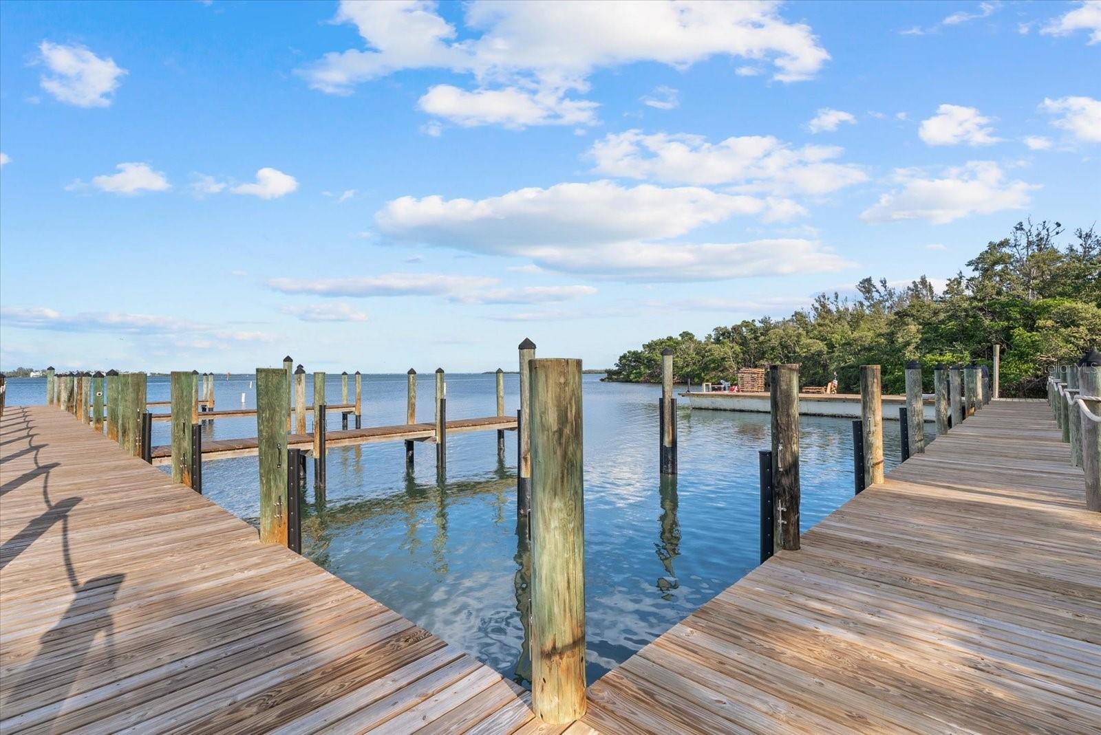 7143 LA LENAIRE DR, LONGBOAT KEY, FL, 34228
