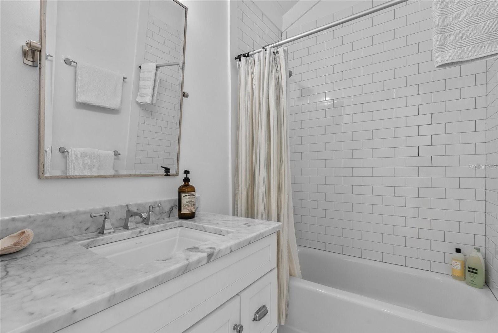 7143 LA LENAIRE DR, LONGBOAT KEY, FL, 34228