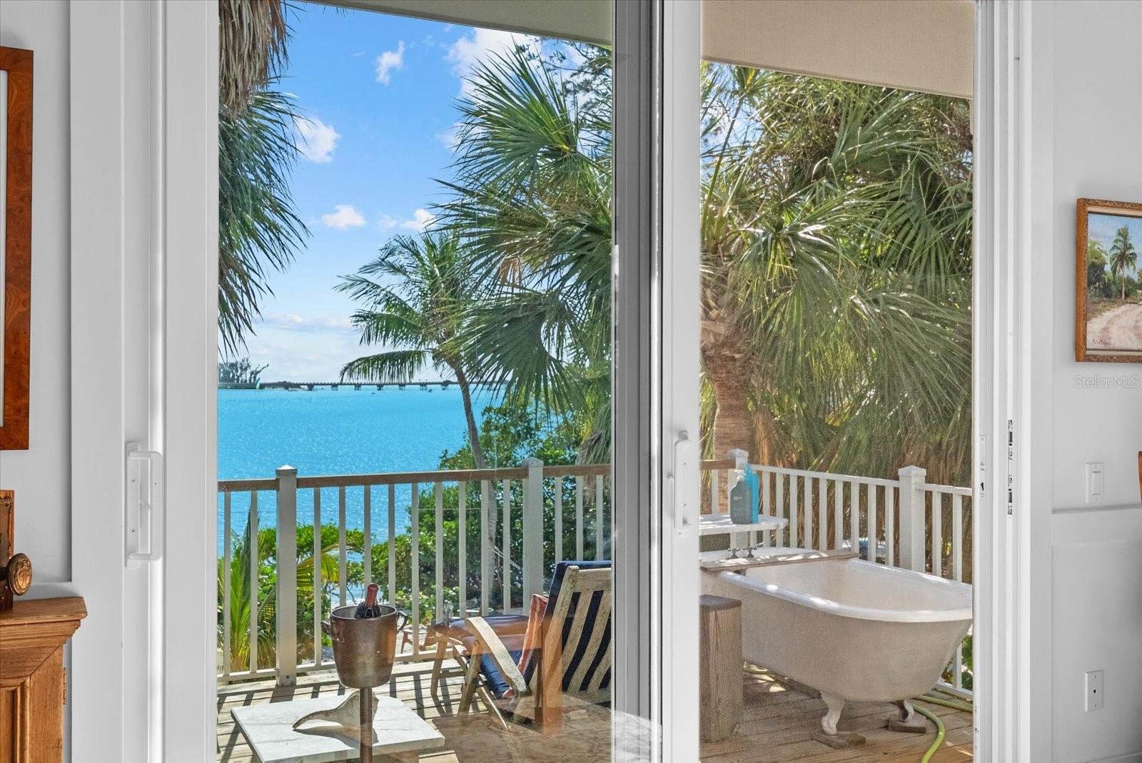 7143 LA LENAIRE DR, LONGBOAT KEY, FL, 34228