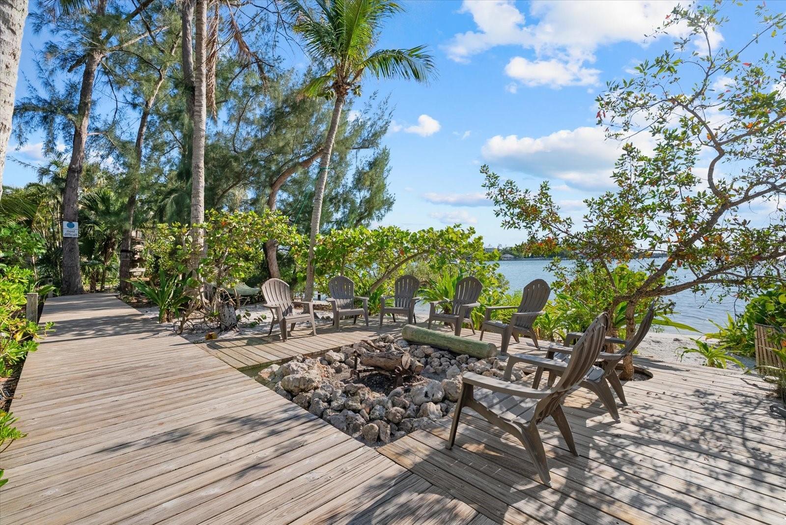 7143 LA LENAIRE DR, LONGBOAT KEY, FL, 34228