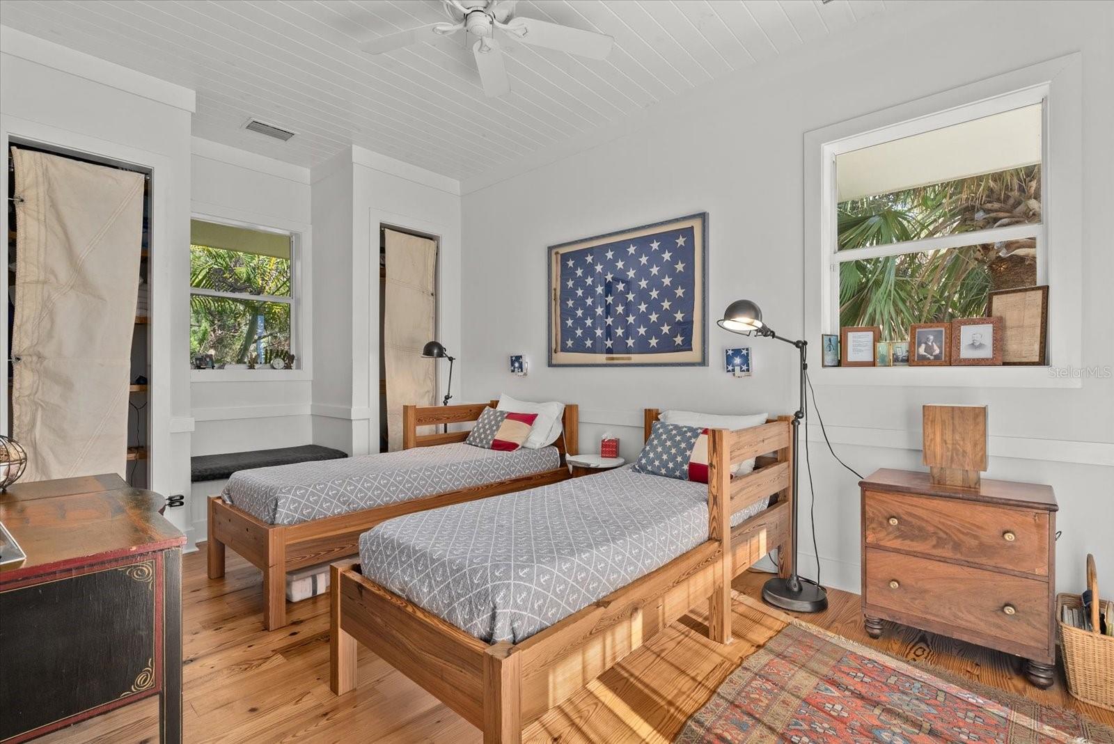7143 LA LENAIRE DR, LONGBOAT KEY, FL, 34228