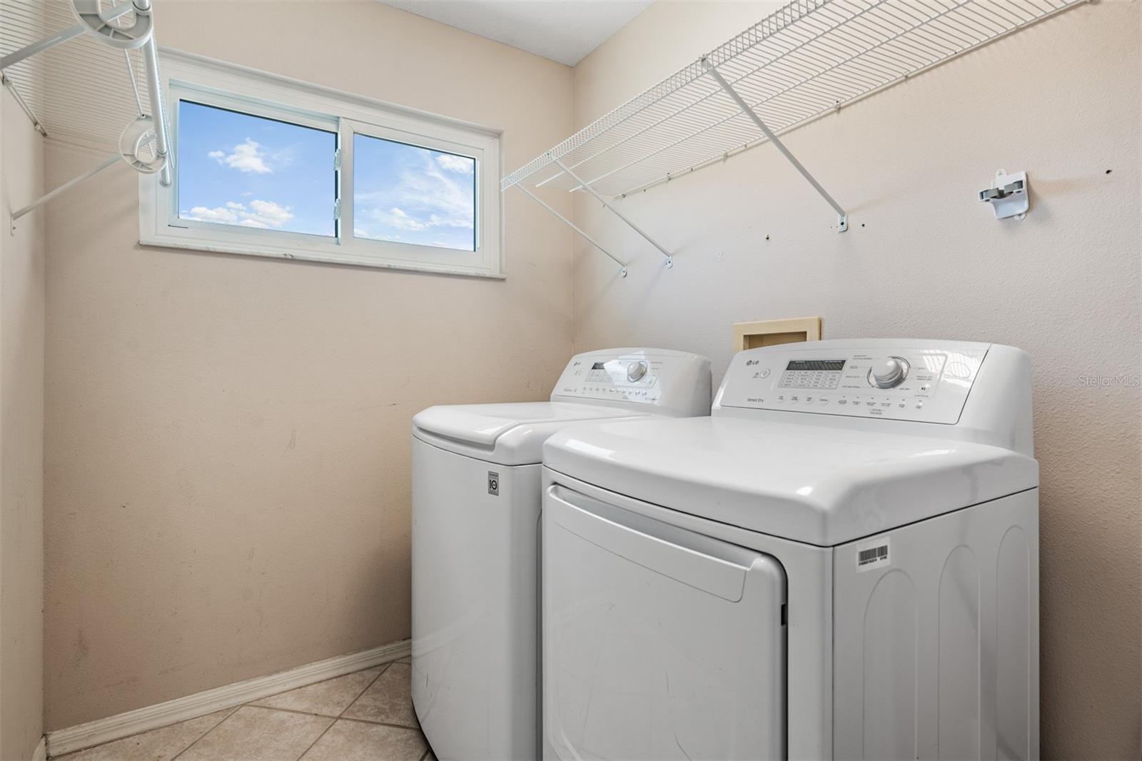 380 ROSALIND LN, OLDSMAR, FL, 34677