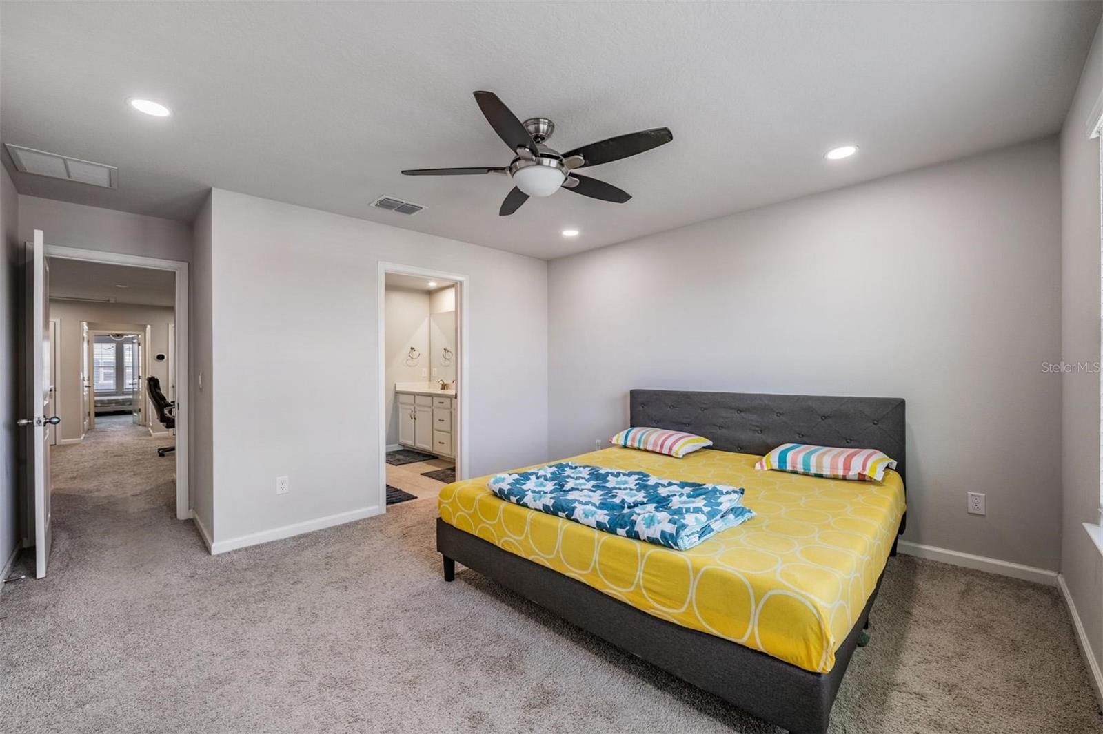 19153 ELSIMONT ISLE, LUTZ, FL, 33558
