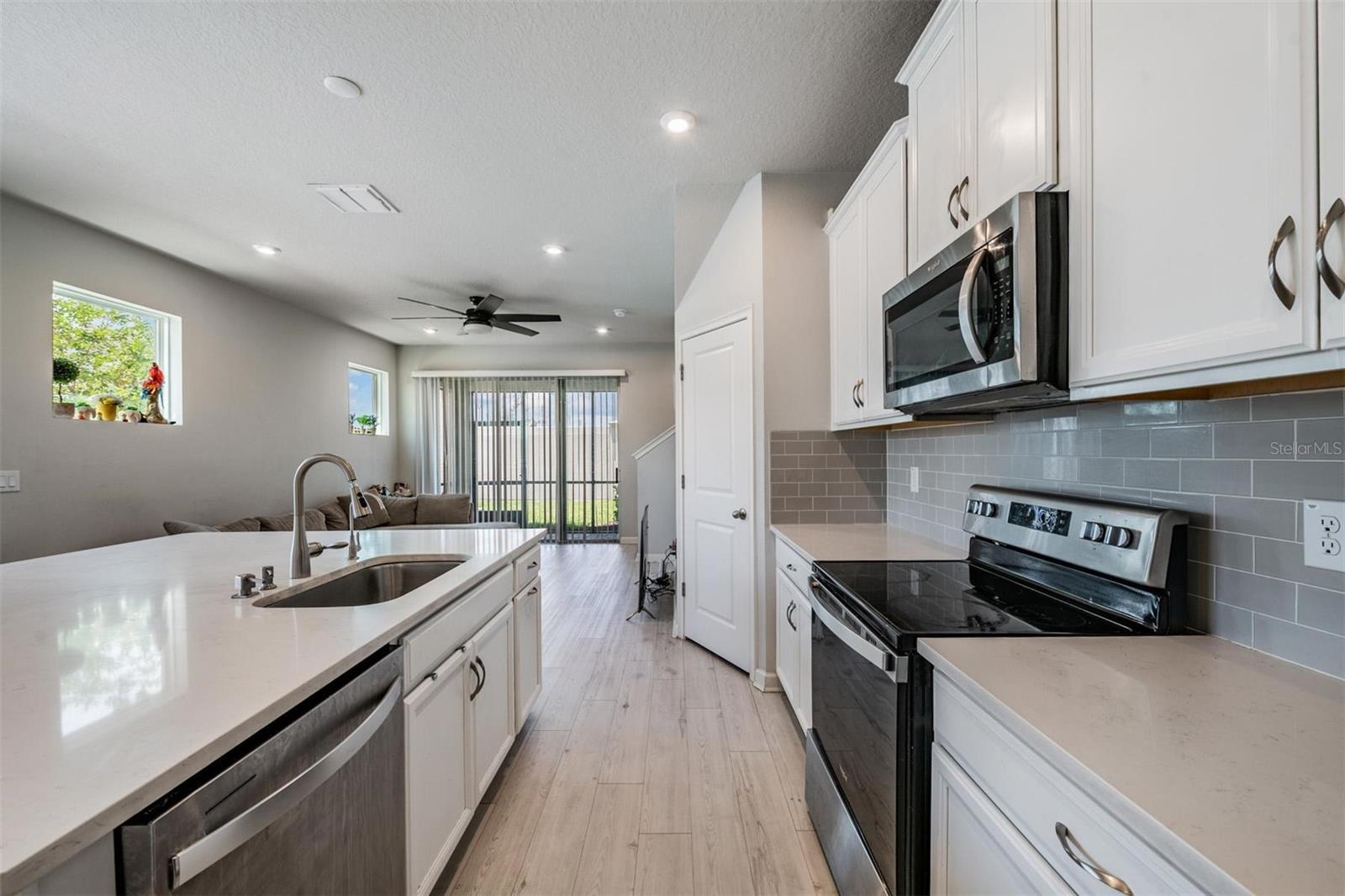 19153 ELSIMONT ISLE, LUTZ, FL, 33558