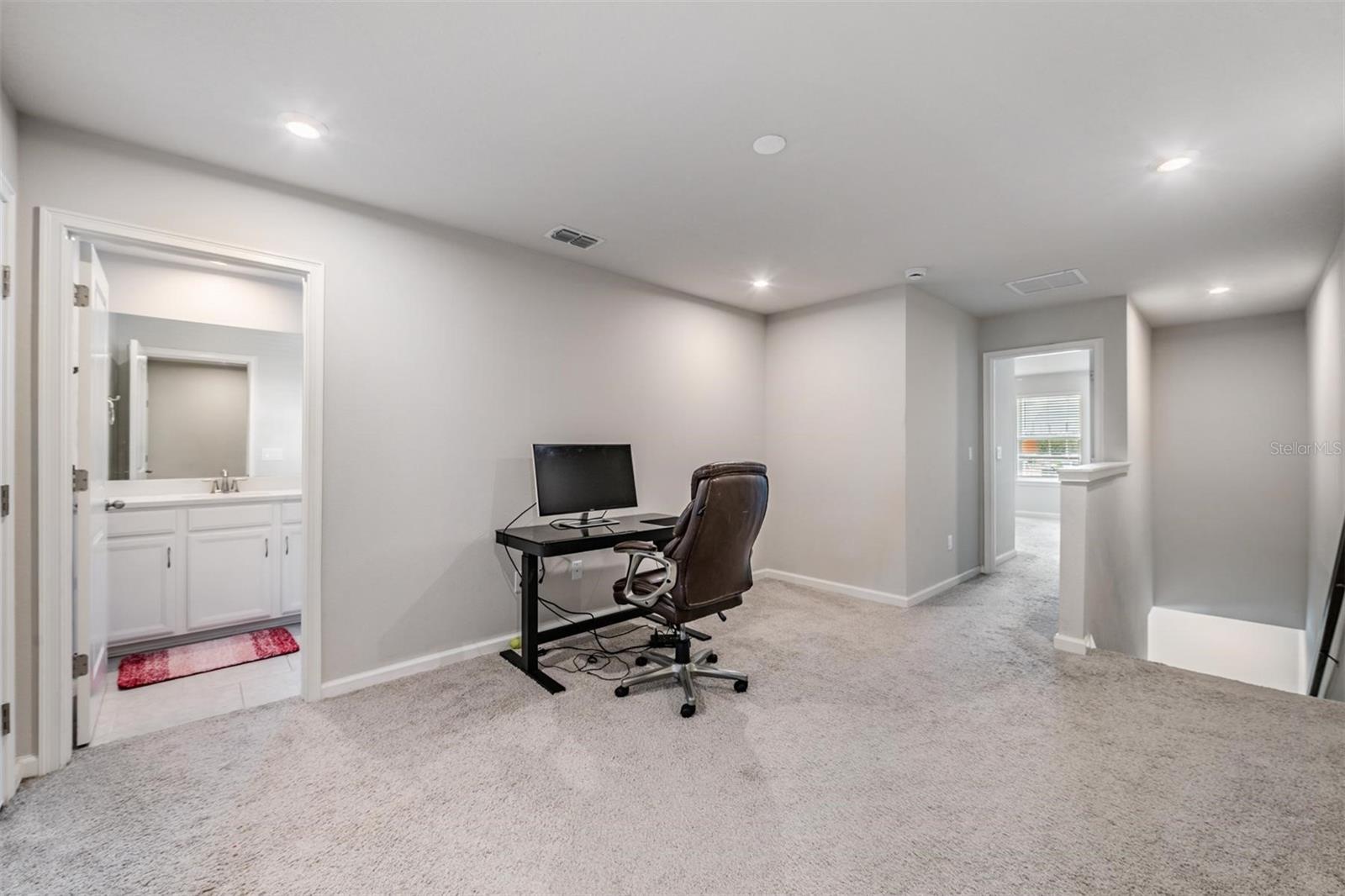 19153 ELSIMONT ISLE, LUTZ, FL, 33558