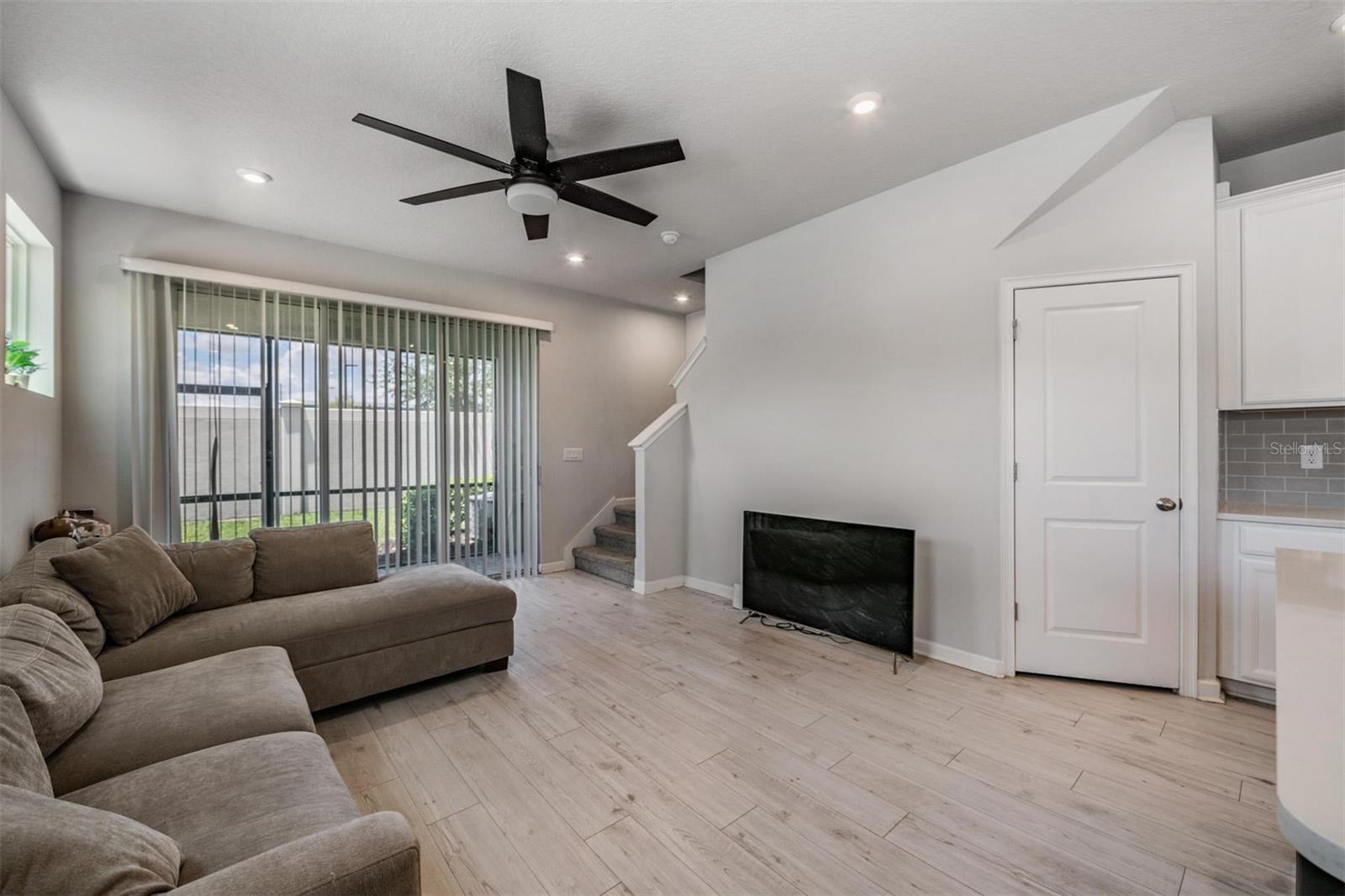 19153 ELSIMONT ISLE, LUTZ, FL, 33558