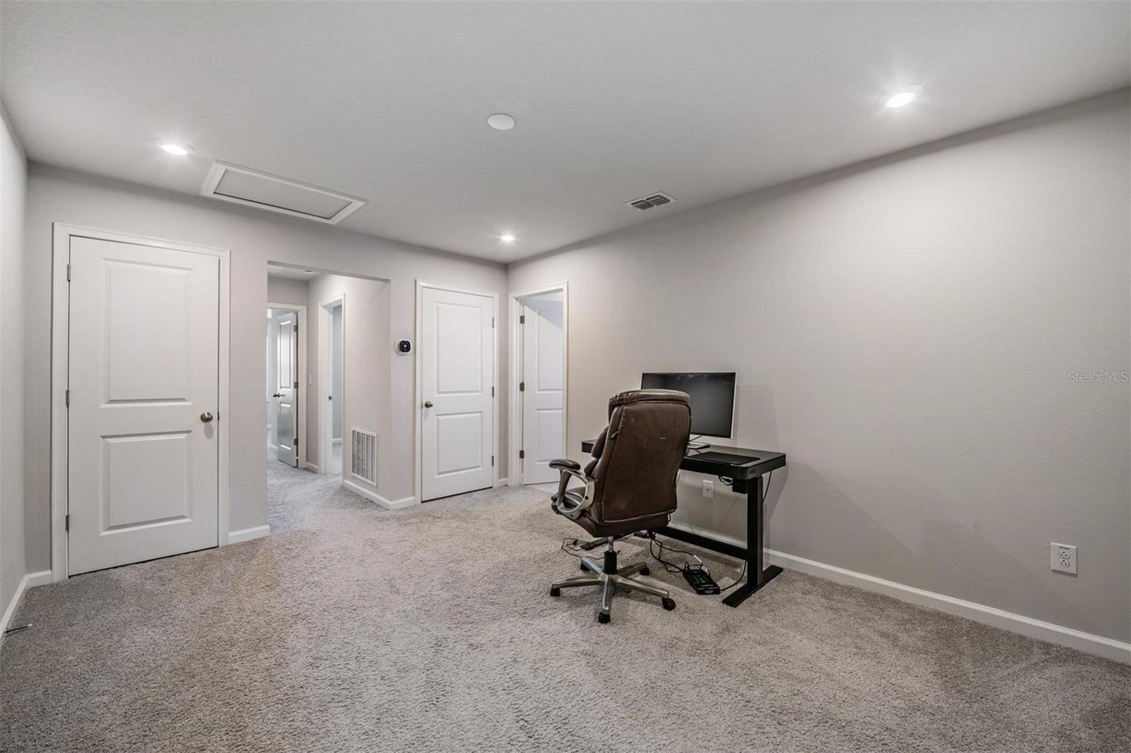 19153 ELSIMONT ISLE, LUTZ, FL, 33558