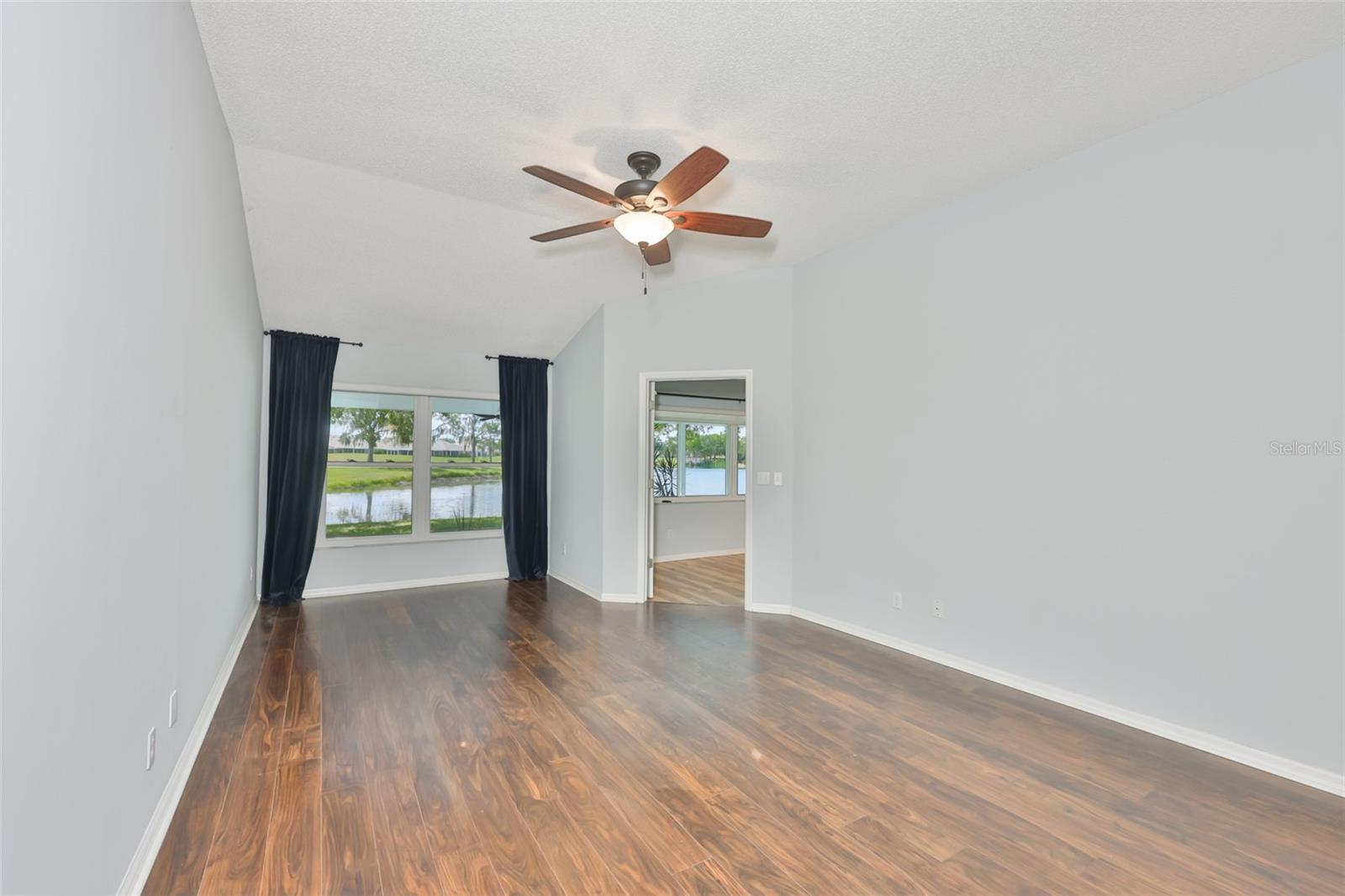 951 VILLEROY GREENS DR, SUN CITY CENTER, FL, 33573