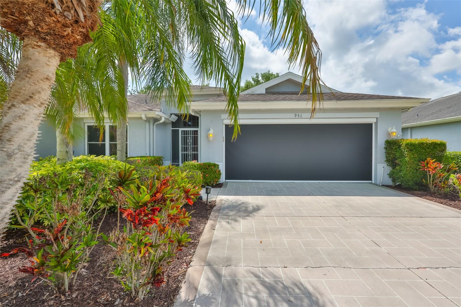 951 VILLEROY GREENS DR, SUN CITY CENTER, FL, 33573