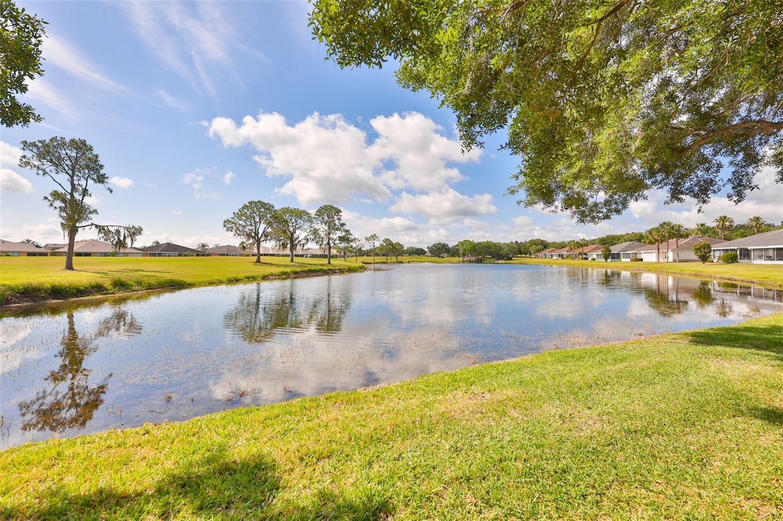 951 VILLEROY GREENS DR, SUN CITY CENTER, FL, 33573
