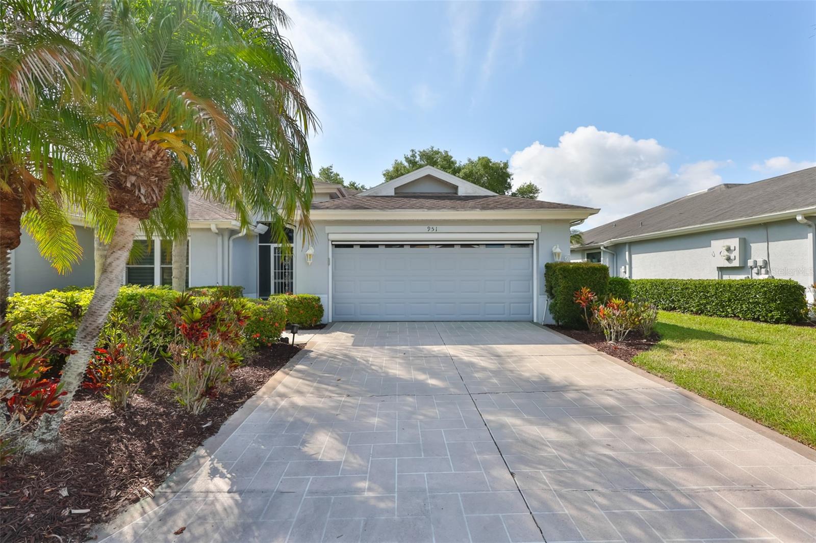 951 VILLEROY GREENS DR, SUN CITY CENTER, FL, 33573