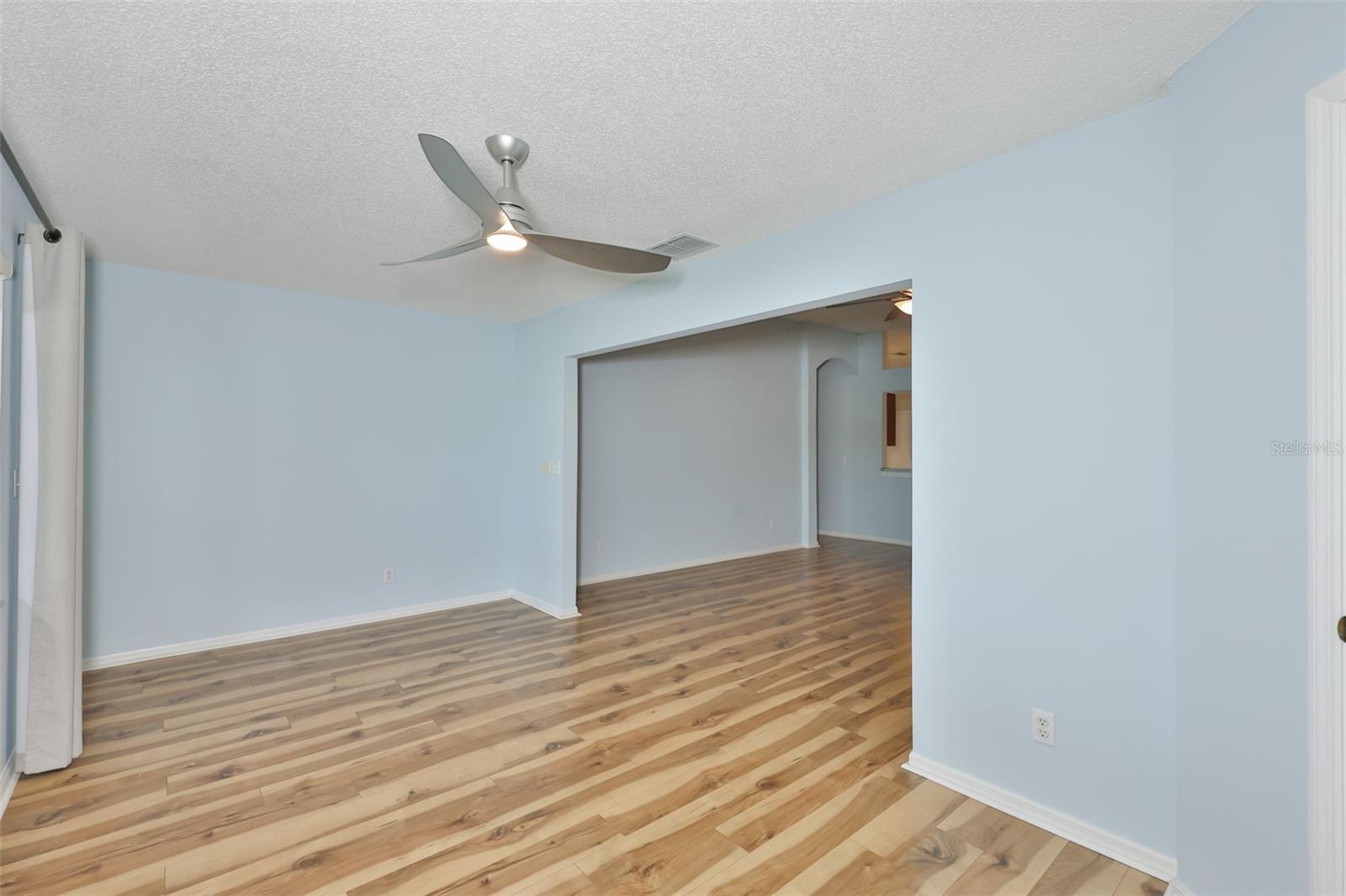 951 VILLEROY GREENS DR, SUN CITY CENTER, FL, 33573