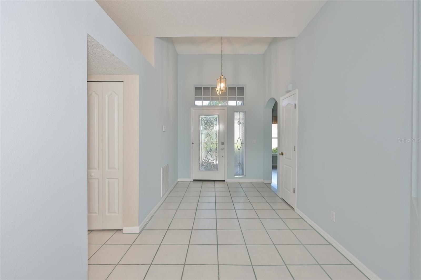 951 VILLEROY GREENS DR, SUN CITY CENTER, FL, 33573