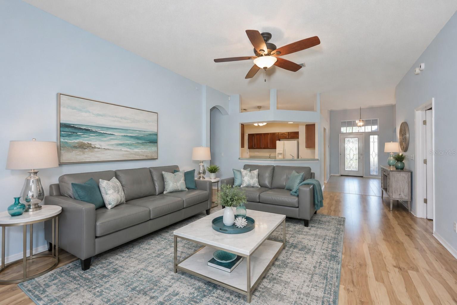 951 VILLEROY GREENS DR, SUN CITY CENTER, FL, 33573