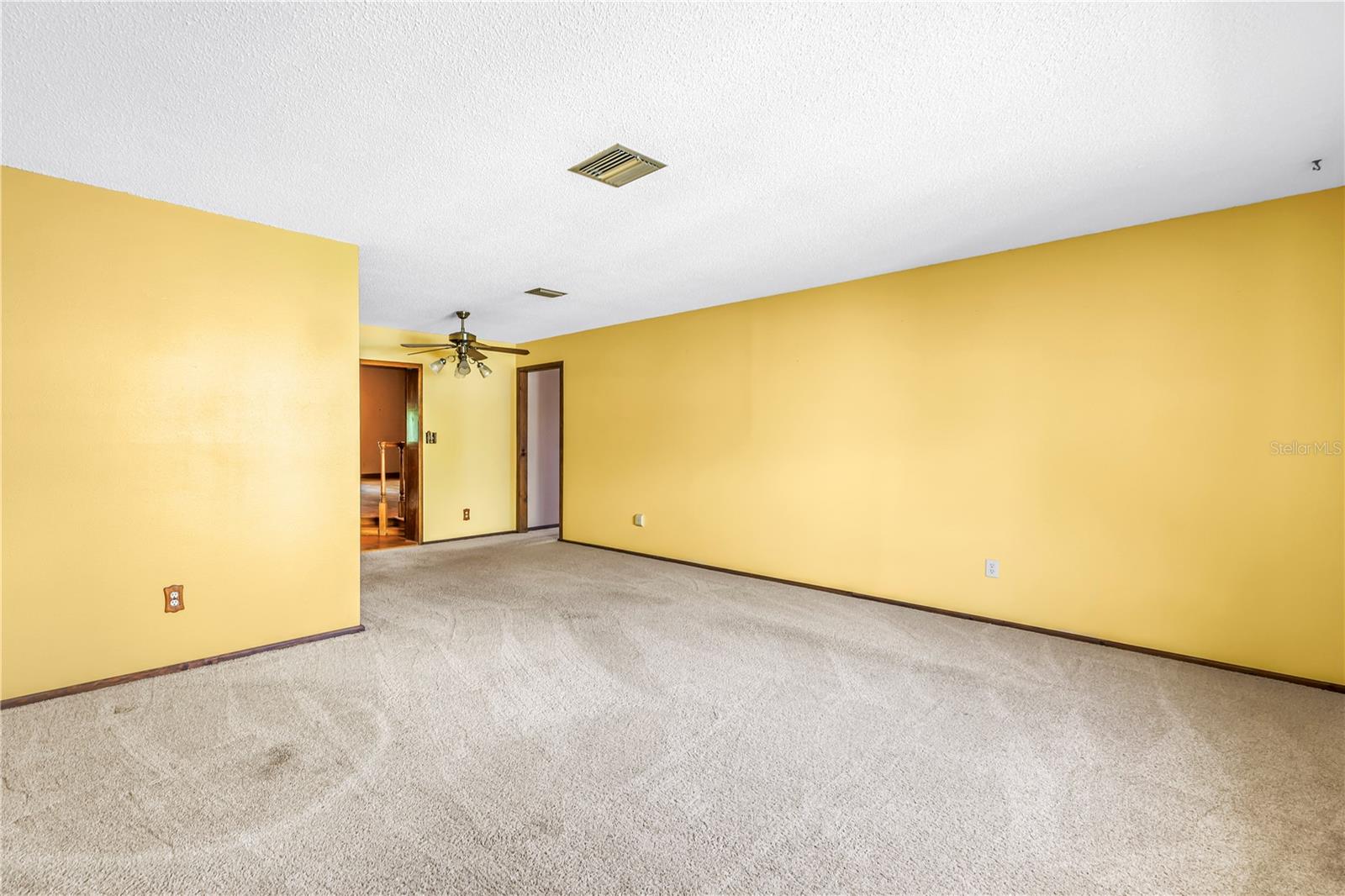 10657 DEL PRADO DR E, LARGO, FL, 33774