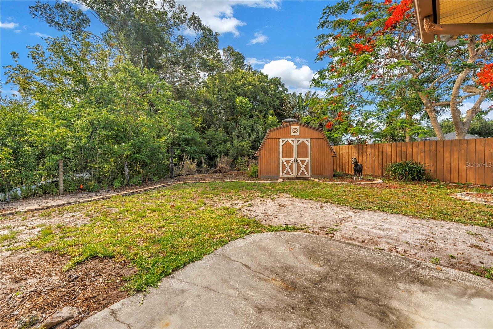 10657 DEL PRADO DR E, LARGO, FL, 33774